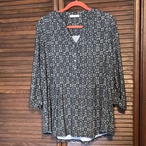 Womens 1X pullover 3/4 sleeve blouse by Westport 1962.